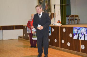 Posedenie občanov v dôchodkovom veku 2016 Posedenie občanov v dôchodkovom veku 2016
