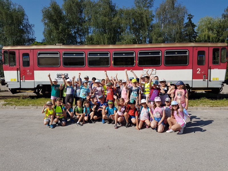 Fotogaléria Vybíjaná v ZŠ Biely Potok (8) Vybíjaná v ZŠ Biely Potok